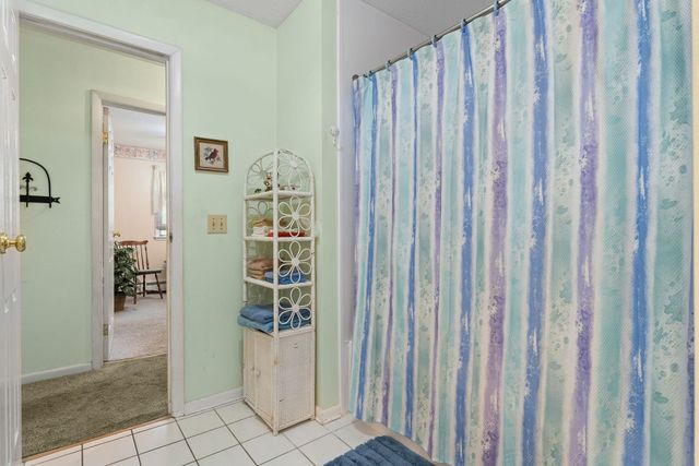 10 Logwood Circle, Essex, VT 05452