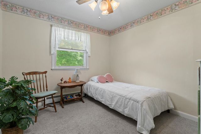 10 Logwood Circle, Essex, VT 05452