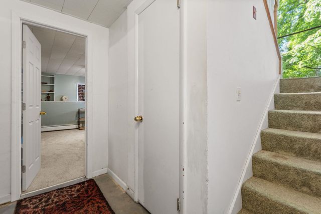 10 Logwood Circle, Essex, VT 05452