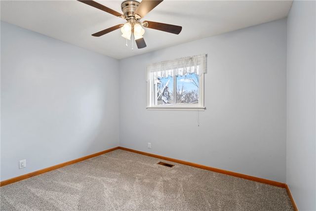 838 S Cherry Street, Siloam Springs, AR 72761