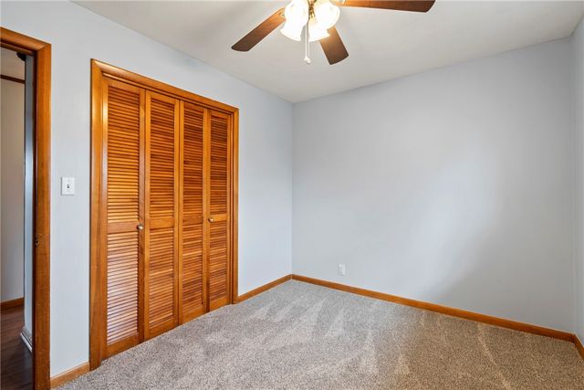 838 S Cherry Street, Siloam Springs, AR 72761