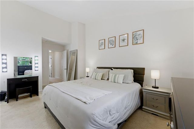 1524 Liberty Parkway NW, Atlanta, GA 30318