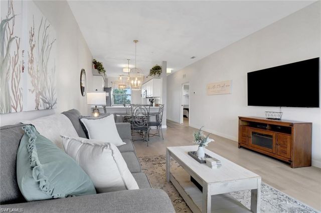 3830 Sawgrass WAY 2944, Naples, FL 34112
