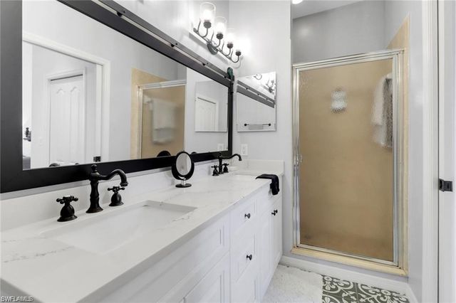 3830 Sawgrass WAY 2944, Naples, FL 34112