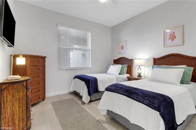3830 Sawgrass WAY 2944, Naples, FL 34112