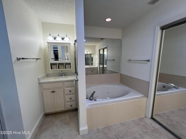 10 Pier Pointe, New Bern, NC 28562