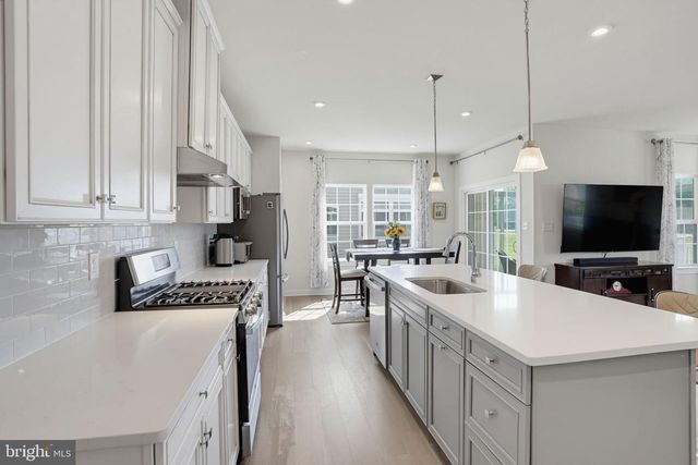 272 ANGLESEY DR, Middletown, DE 19709