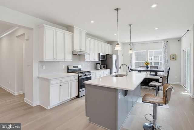 272 ANGLESEY DR, Middletown, DE 19709