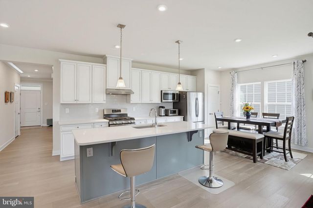 272 ANGLESEY DR, Middletown, DE 19709