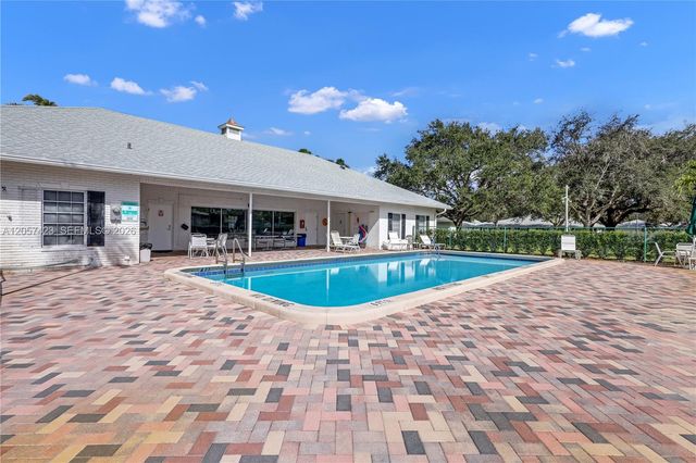 10115 44th Way S 409, Boynton Beach, FL 33436