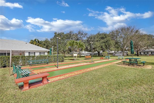 10115 44th Way S 409, Boynton Beach, FL 33436