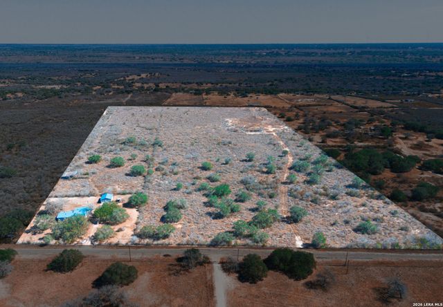 6332 Wildcat, Beeville, TX 78102