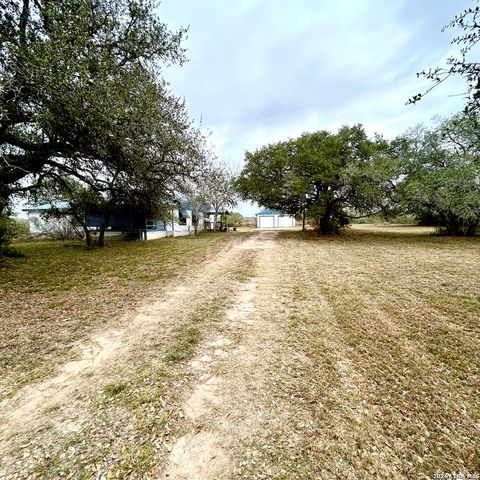 6332 Wildcat, Beeville, TX 78102