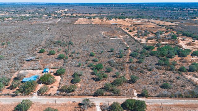 6332 Wildcat, Beeville, TX 78102