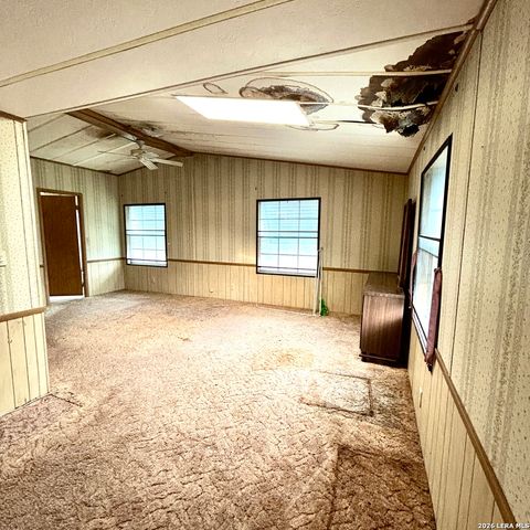 6332 Wildcat, Beeville, TX 78102