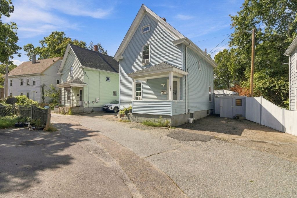 5 Eden Ct, Attleboro, MA 02703