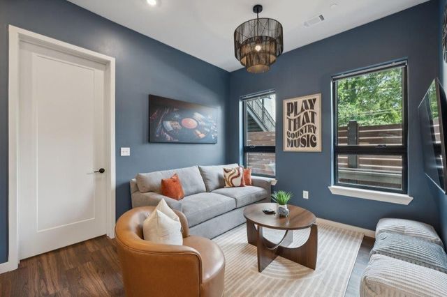 1014 16th Ave S Unit 104, Nashville, TN 37212