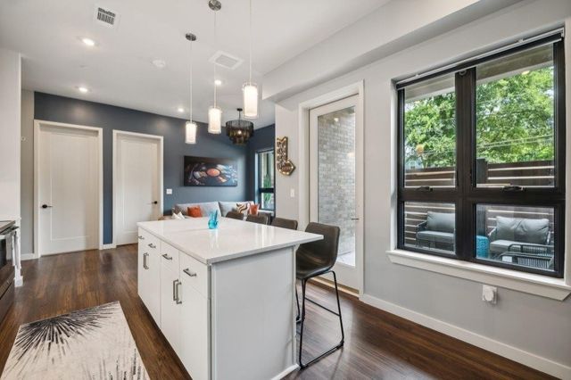 1014 16th Ave S Unit 104, Nashville, TN 37212