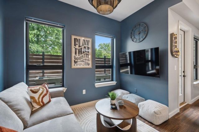 1014 16th Ave S Unit 104, Nashville, TN 37212