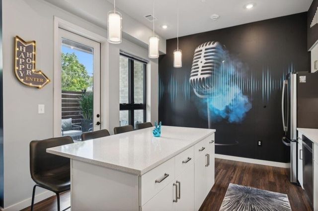 1014 16th Ave S Unit 104, Nashville, TN 37212