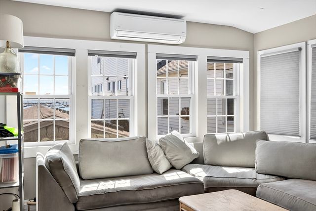 269-271 Commercial Street, Provincetown, MA 02657