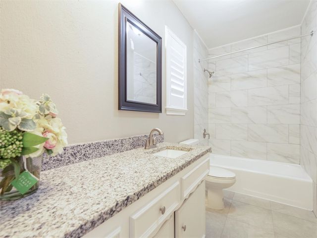 10527 Ravenscroft Drive, Dallas, TX 75230
