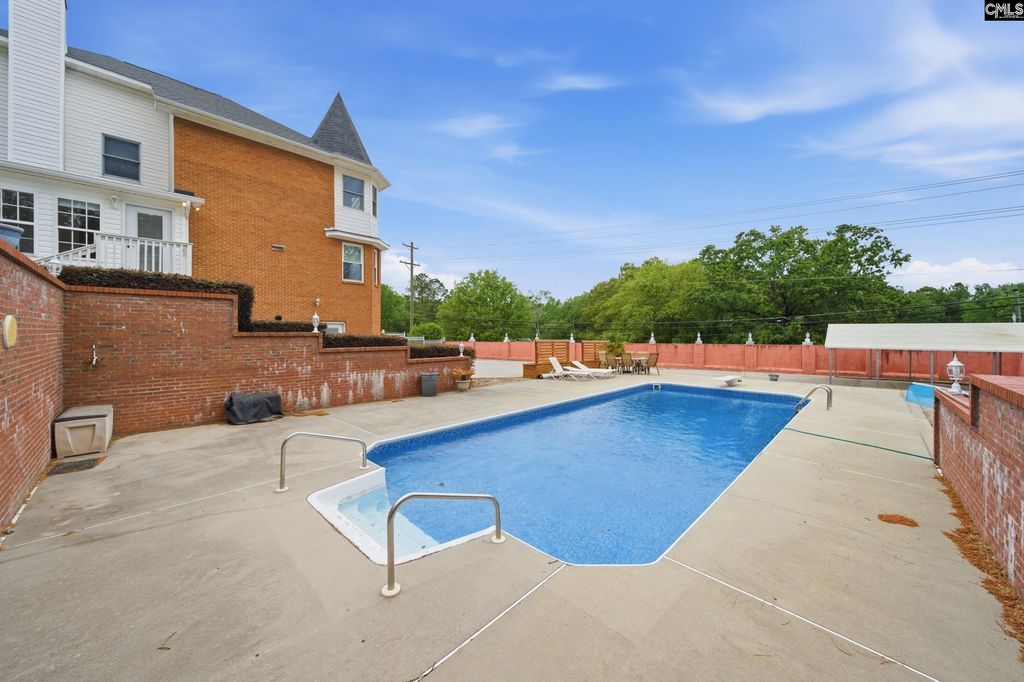 201 Bramblewood Circle, West Columbia, SC 29172