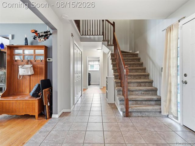 27215 Eagle Court, New Baltimore, MI 48051
