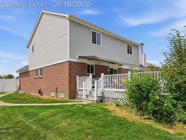 27215 Eagle Court, New Baltimore, MI 48051