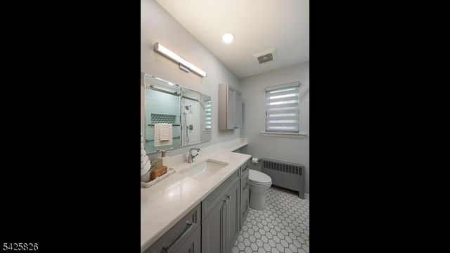 721 Kimball Ave, Westfield Town, NJ 07090