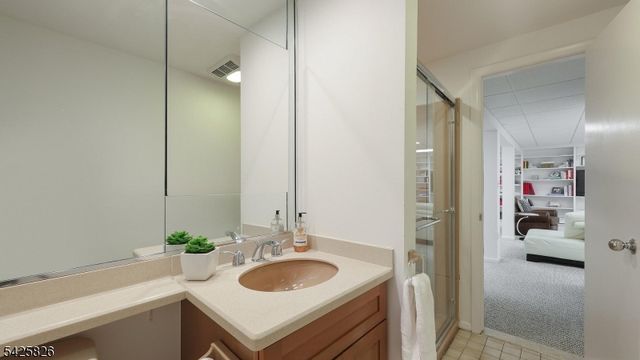 721 Kimball Ave, Westfield Town, NJ 07090