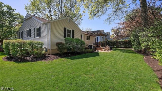 721 Kimball Ave, Westfield Town, NJ 07090