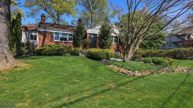 721 Kimball Ave, Westfield Town, NJ 07090
