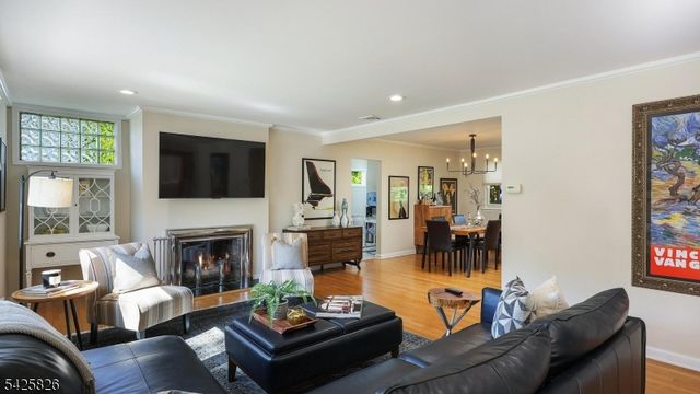 721 Kimball Ave, Westfield Town, NJ 07090