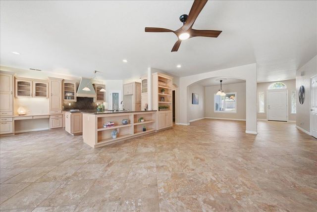 1869 Bal Ct, Yuba City, CA 95993