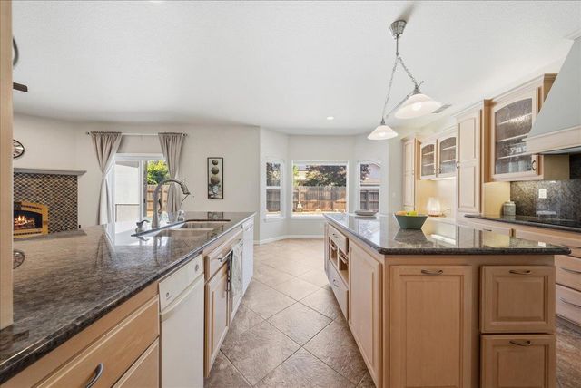 1869 Bal Ct, Yuba City, CA 95993