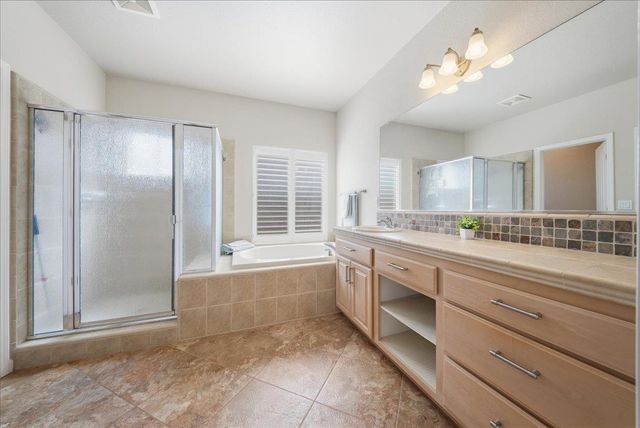 1869 Bal Ct, Yuba City, CA 95993