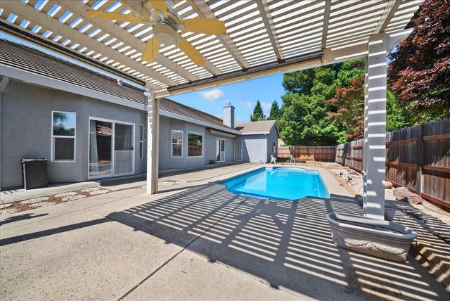 1869 Bal Ct, Yuba City, CA 95993