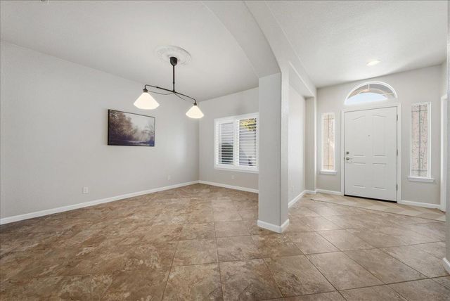 1869 Bal Ct, Yuba City, CA 95993