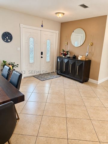 8284 SW 205th Ter, Cutler Bay, FL 33189