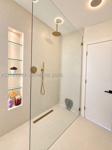 8284 SW 205th Ter, Cutler Bay, FL 33189