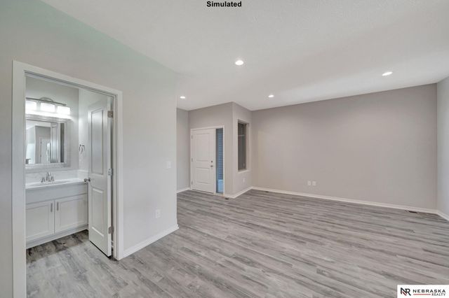 9040 S 47th Street, Lincoln, NE 68516