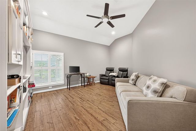 12111 Mill Stream Way, Houston, TX 77041