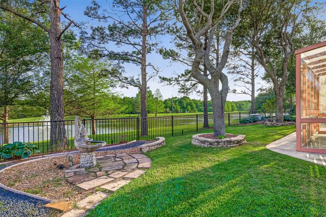 12111 Mill Stream Way, Houston, TX 77041