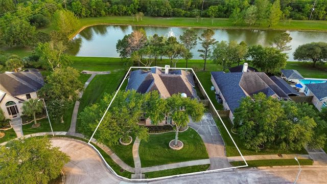 12111 Mill Stream Way, Houston, TX 77041