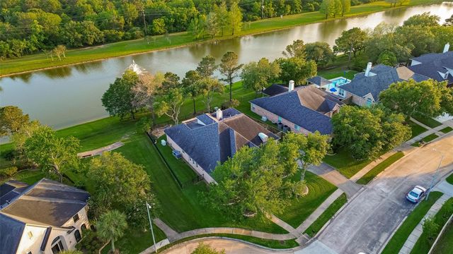 12111 Mill Stream Way, Houston, TX 77041