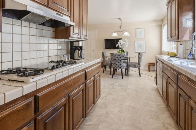2160 Rosswood Drive, San Jose, CA 95124