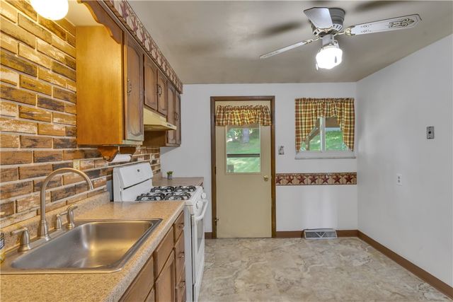 5817 Monongahela Ave, Bethel Park, PA 15102