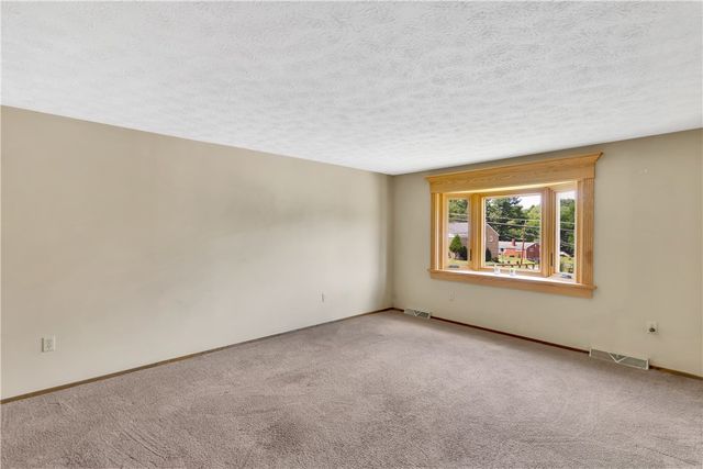 5817 Monongahela Ave, Bethel Park, PA 15102