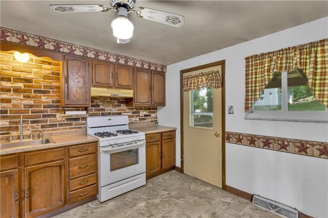 5817 Monongahela Ave, Bethel Park, PA 15102